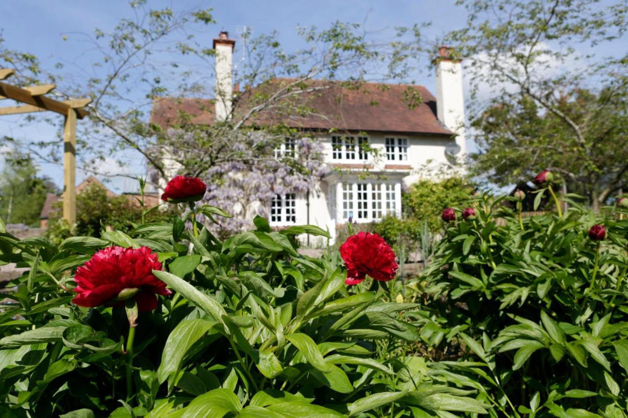 Church Farm B&B Near Telford And Ironbridge Shifnal Exterior foto